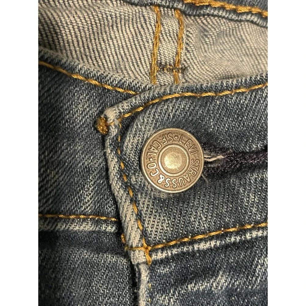 Levis pre owned